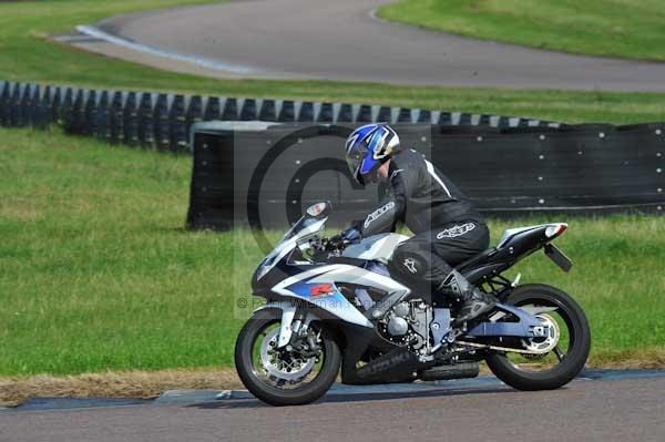 Motorcycle action photographs;Rockingham;Rockingham photographs;event digital images;eventdigitalimages;no limits trackday;peter wileman photography;rockingham corby northamptonshire;trackday;trackday digital images;trackday photos