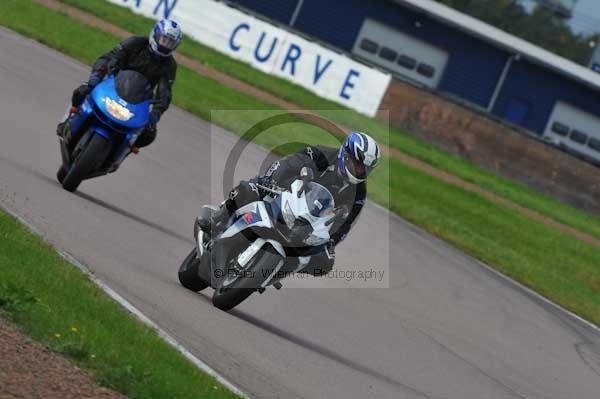 Motorcycle action photographs;Rockingham;Rockingham photographs;event digital images;eventdigitalimages;no limits trackday;peter wileman photography;rockingham corby northamptonshire;trackday;trackday digital images;trackday photos