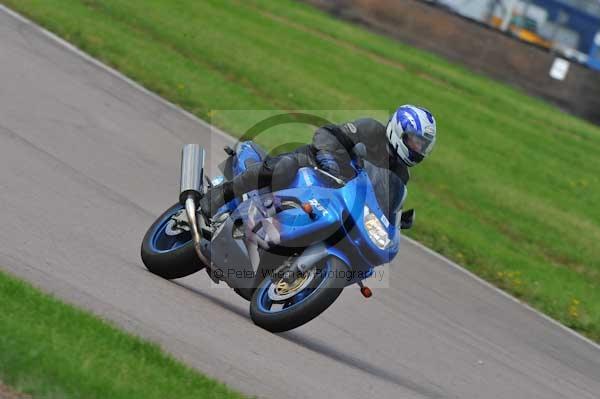 Motorcycle action photographs;Rockingham;Rockingham photographs;event digital images;eventdigitalimages;no limits trackday;peter wileman photography;rockingham corby northamptonshire;trackday;trackday digital images;trackday photos