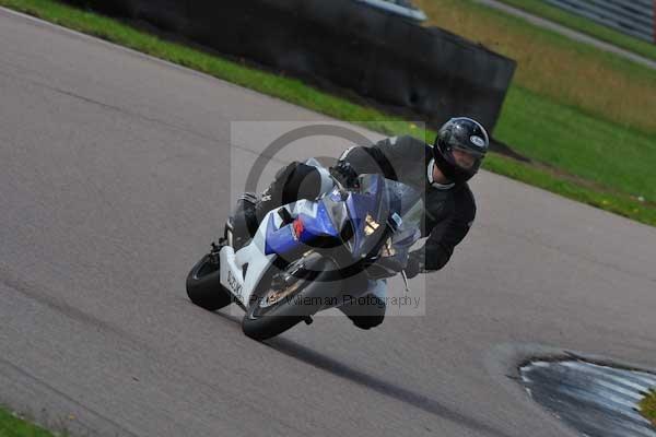 Motorcycle action photographs;Rockingham;Rockingham photographs;event digital images;eventdigitalimages;no limits trackday;peter wileman photography;rockingham corby northamptonshire;trackday;trackday digital images;trackday photos