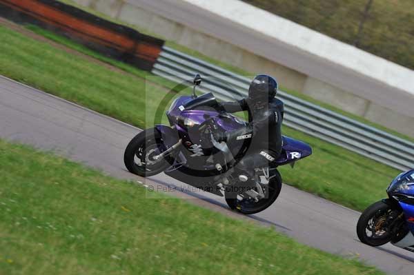 Motorcycle action photographs;Rockingham;Rockingham photographs;event digital images;eventdigitalimages;no limits trackday;peter wileman photography;rockingham corby northamptonshire;trackday;trackday digital images;trackday photos