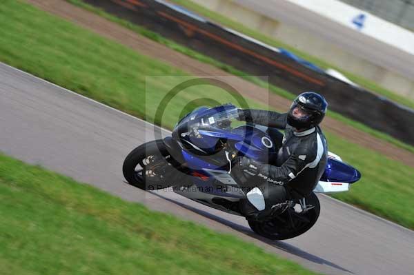 Motorcycle action photographs;Rockingham;Rockingham photographs;event digital images;eventdigitalimages;no limits trackday;peter wileman photography;rockingham corby northamptonshire;trackday;trackday digital images;trackday photos