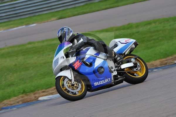 Motorcycle action photographs;Rockingham;Rockingham photographs;event digital images;eventdigitalimages;no limits trackday;peter wileman photography;rockingham corby northamptonshire;trackday;trackday digital images;trackday photos