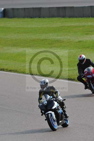 Motorcycle action photographs;Rockingham;Rockingham photographs;event digital images;eventdigitalimages;no limits trackday;peter wileman photography;rockingham corby northamptonshire;trackday;trackday digital images;trackday photos