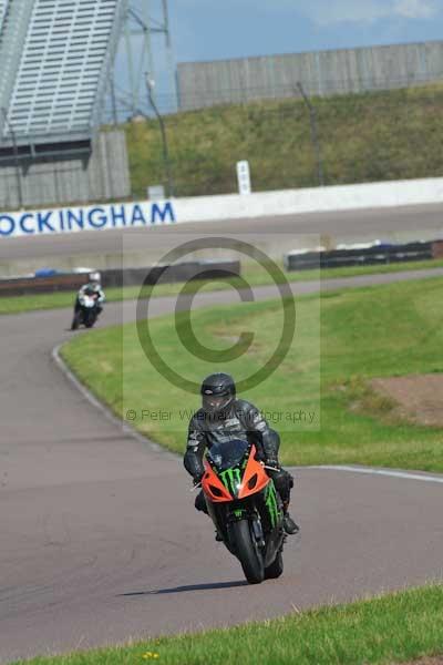 Motorcycle action photographs;Rockingham;Rockingham photographs;event digital images;eventdigitalimages;no limits trackday;peter wileman photography;rockingham corby northamptonshire;trackday;trackday digital images;trackday photos