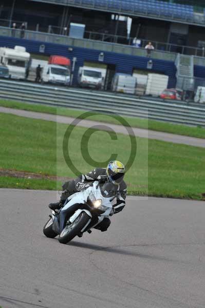 Motorcycle action photographs;Rockingham;Rockingham photographs;event digital images;eventdigitalimages;no limits trackday;peter wileman photography;rockingham corby northamptonshire;trackday;trackday digital images;trackday photos