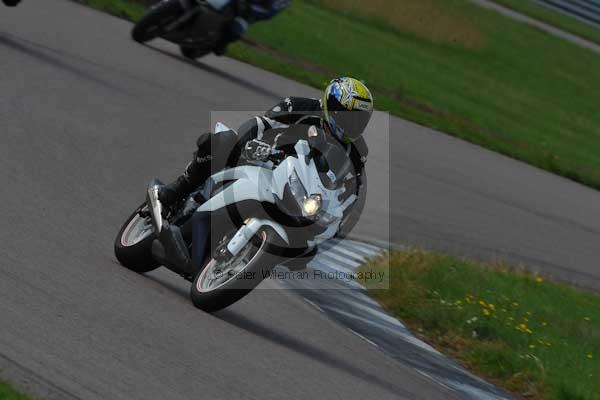 Motorcycle action photographs;Rockingham;Rockingham photographs;event digital images;eventdigitalimages;no limits trackday;peter wileman photography;rockingham corby northamptonshire;trackday;trackday digital images;trackday photos