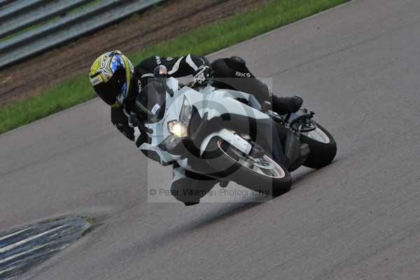 Motorcycle action photographs;Rockingham;Rockingham photographs;event digital images;eventdigitalimages;no limits trackday;peter wileman photography;rockingham corby northamptonshire;trackday;trackday digital images;trackday photos