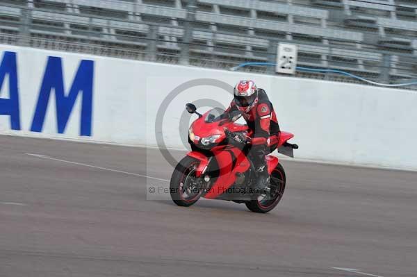 Motorcycle action photographs;Rockingham;Rockingham photographs;event digital images;eventdigitalimages;no limits trackday;peter wileman photography;rockingham corby northamptonshire;trackday;trackday digital images;trackday photos