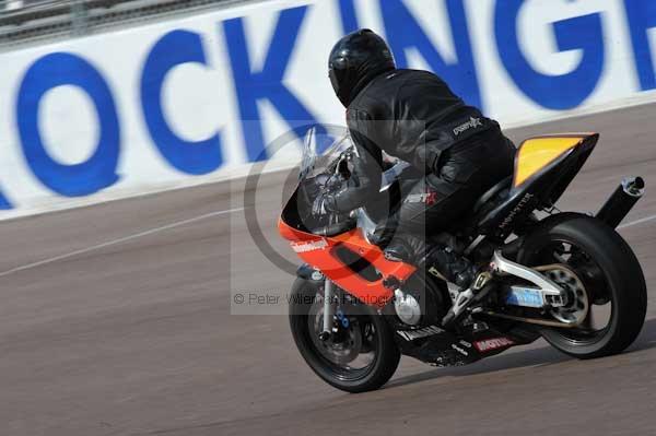 Motorcycle action photographs;Rockingham;Rockingham photographs;event digital images;eventdigitalimages;no limits trackday;peter wileman photography;rockingham corby northamptonshire;trackday;trackday digital images;trackday photos