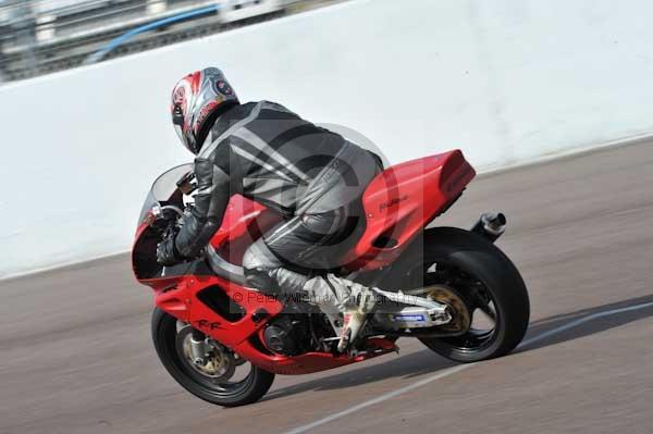 Motorcycle action photographs;Rockingham;Rockingham photographs;event digital images;eventdigitalimages;no limits trackday;peter wileman photography;rockingham corby northamptonshire;trackday;trackday digital images;trackday photos