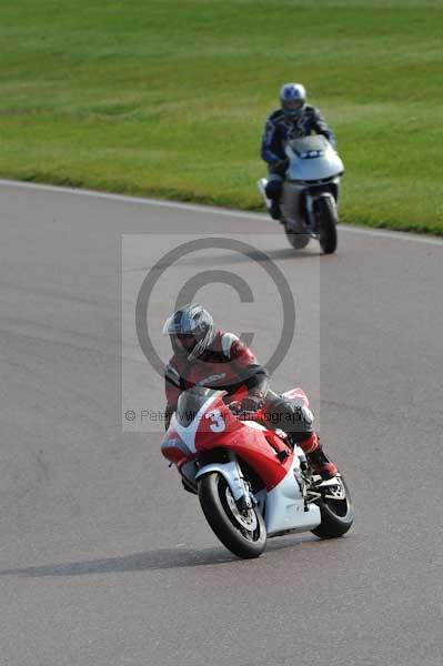 Motorcycle action photographs;Rockingham;Rockingham photographs;event digital images;eventdigitalimages;no limits trackday;peter wileman photography;rockingham corby northamptonshire;trackday;trackday digital images;trackday photos