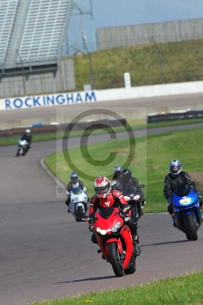Motorcycle action photographs;Rockingham;Rockingham photographs;event digital images;eventdigitalimages;no limits trackday;peter wileman photography;rockingham corby northamptonshire;trackday;trackday digital images;trackday photos
