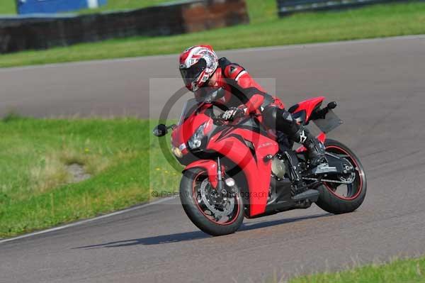 Motorcycle action photographs;Rockingham;Rockingham photographs;event digital images;eventdigitalimages;no limits trackday;peter wileman photography;rockingham corby northamptonshire;trackday;trackday digital images;trackday photos