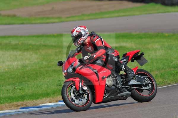Motorcycle action photographs;Rockingham;Rockingham photographs;event digital images;eventdigitalimages;no limits trackday;peter wileman photography;rockingham corby northamptonshire;trackday;trackday digital images;trackday photos