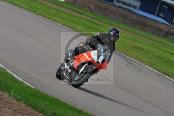 Motorcycle action photographs;Rockingham;Rockingham photographs;event digital images;eventdigitalimages;no limits trackday;peter wileman photography;rockingham corby northamptonshire;trackday;trackday digital images;trackday photos