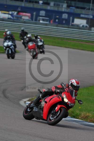 Motorcycle action photographs;Rockingham;Rockingham photographs;event digital images;eventdigitalimages;no limits trackday;peter wileman photography;rockingham corby northamptonshire;trackday;trackday digital images;trackday photos
