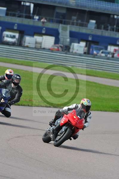 Motorcycle action photographs;Rockingham;Rockingham photographs;event digital images;eventdigitalimages;no limits trackday;peter wileman photography;rockingham corby northamptonshire;trackday;trackday digital images;trackday photos