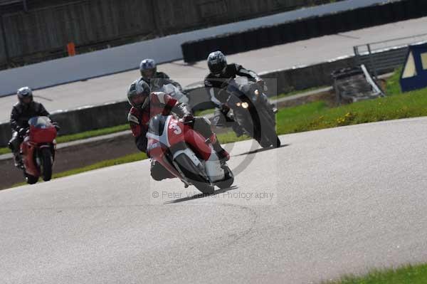 Motorcycle action photographs;Rockingham;Rockingham photographs;event digital images;eventdigitalimages;no limits trackday;peter wileman photography;rockingham corby northamptonshire;trackday;trackday digital images;trackday photos
