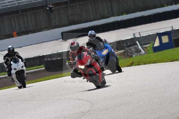 Motorcycle action photographs;Rockingham;Rockingham photographs;event digital images;eventdigitalimages;no limits trackday;peter wileman photography;rockingham corby northamptonshire;trackday;trackday digital images;trackday photos