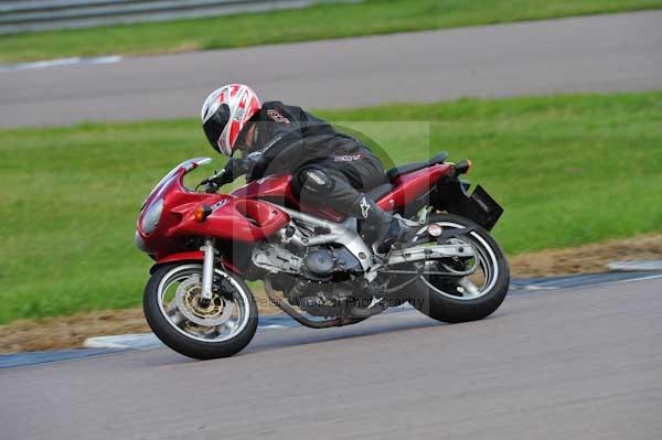 Motorcycle action photographs;Rockingham;Rockingham photographs;event digital images;eventdigitalimages;no limits trackday;peter wileman photography;rockingham corby northamptonshire;trackday;trackday digital images;trackday photos