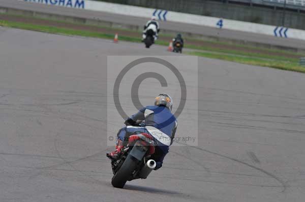 Motorcycle action photographs;Rockingham;Rockingham photographs;event digital images;eventdigitalimages;no limits trackday;peter wileman photography;rockingham corby northamptonshire;trackday;trackday digital images;trackday photos