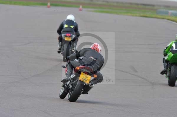 Motorcycle action photographs;Rockingham;Rockingham photographs;event digital images;eventdigitalimages;no limits trackday;peter wileman photography;rockingham corby northamptonshire;trackday;trackday digital images;trackday photos