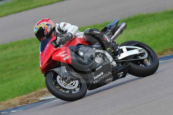 Motorcycle action photographs;Rockingham;Rockingham photographs;event digital images;eventdigitalimages;no limits trackday;peter wileman photography;rockingham corby northamptonshire;trackday;trackday digital images;trackday photos