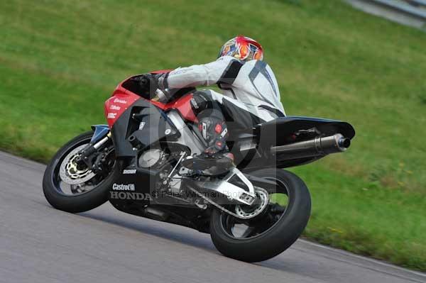 Motorcycle action photographs;Rockingham;Rockingham photographs;event digital images;eventdigitalimages;no limits trackday;peter wileman photography;rockingham corby northamptonshire;trackday;trackday digital images;trackday photos