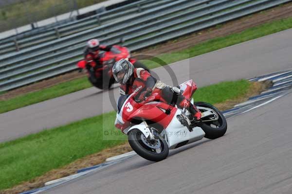 Motorcycle action photographs;Rockingham;Rockingham photographs;event digital images;eventdigitalimages;no limits trackday;peter wileman photography;rockingham corby northamptonshire;trackday;trackday digital images;trackday photos