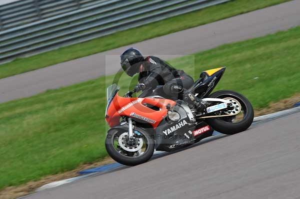 Motorcycle action photographs;Rockingham;Rockingham photographs;event digital images;eventdigitalimages;no limits trackday;peter wileman photography;rockingham corby northamptonshire;trackday;trackday digital images;trackday photos