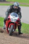Motorcycle-action-photographs;Rockingham;Rockingham-photographs;event-digital-images;eventdigitalimages;no-limits-trackday;peter-wileman-photography;rockingham-corby-northamptonshire;trackday;trackday-digital-images;trackday-photos