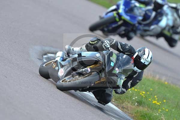 Motorcycle action photographs;Rockingham;Rockingham photographs;event digital images;eventdigitalimages;no limits trackday;peter wileman photography;rockingham corby northamptonshire;trackday;trackday digital images;trackday photos