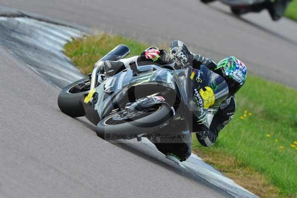 Motorcycle action photographs;Rockingham;Rockingham photographs;event digital images;eventdigitalimages;no limits trackday;peter wileman photography;rockingham corby northamptonshire;trackday;trackday digital images;trackday photos