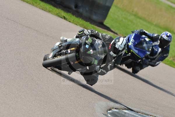 Motorcycle action photographs;Rockingham;Rockingham photographs;event digital images;eventdigitalimages;no limits trackday;peter wileman photography;rockingham corby northamptonshire;trackday;trackday digital images;trackday photos