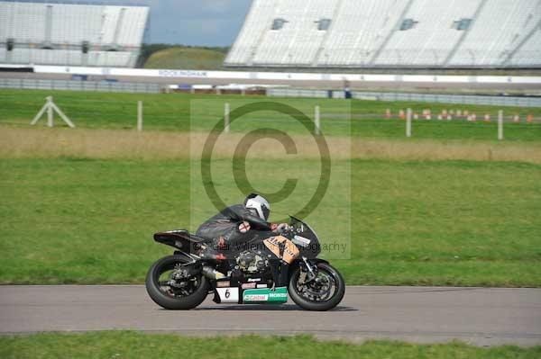 Motorcycle action photographs;Rockingham;Rockingham photographs;event digital images;eventdigitalimages;no limits trackday;peter wileman photography;rockingham corby northamptonshire;trackday;trackday digital images;trackday photos