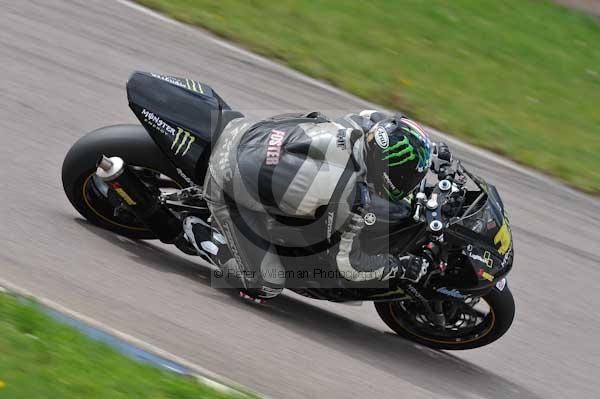 Motorcycle action photographs;Rockingham;Rockingham photographs;event digital images;eventdigitalimages;no limits trackday;peter wileman photography;rockingham corby northamptonshire;trackday;trackday digital images;trackday photos