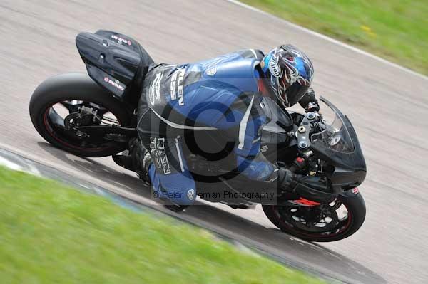 Motorcycle action photographs;Rockingham;Rockingham photographs;event digital images;eventdigitalimages;no limits trackday;peter wileman photography;rockingham corby northamptonshire;trackday;trackday digital images;trackday photos
