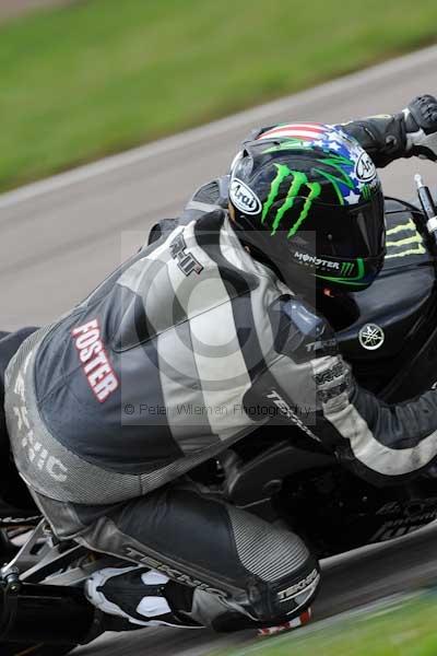 Motorcycle action photographs;Rockingham;Rockingham photographs;event digital images;eventdigitalimages;no limits trackday;peter wileman photography;rockingham corby northamptonshire;trackday;trackday digital images;trackday photos