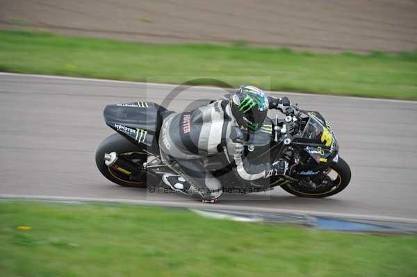 Motorcycle action photographs;Rockingham;Rockingham photographs;event digital images;eventdigitalimages;no limits trackday;peter wileman photography;rockingham corby northamptonshire;trackday;trackday digital images;trackday photos