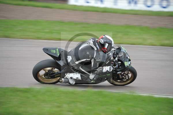 Motorcycle action photographs;Rockingham;Rockingham photographs;event digital images;eventdigitalimages;no limits trackday;peter wileman photography;rockingham corby northamptonshire;trackday;trackday digital images;trackday photos
