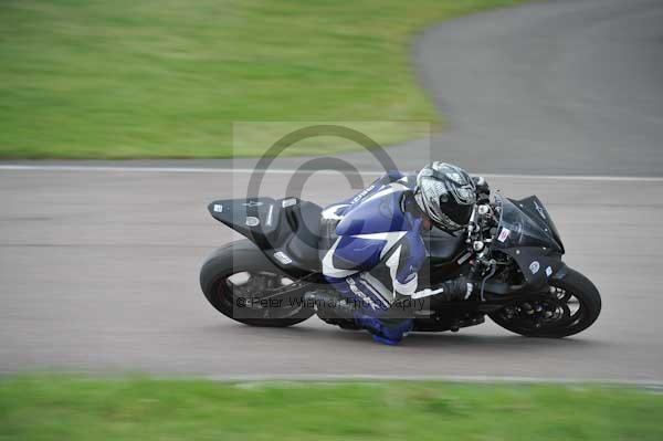 Motorcycle action photographs;Rockingham;Rockingham photographs;event digital images;eventdigitalimages;no limits trackday;peter wileman photography;rockingham corby northamptonshire;trackday;trackday digital images;trackday photos