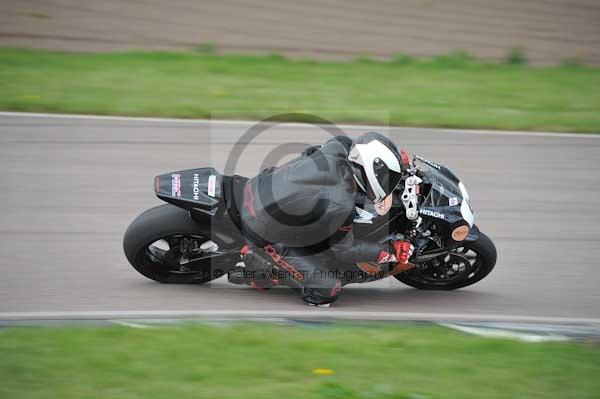 Motorcycle action photographs;Rockingham;Rockingham photographs;event digital images;eventdigitalimages;no limits trackday;peter wileman photography;rockingham corby northamptonshire;trackday;trackday digital images;trackday photos