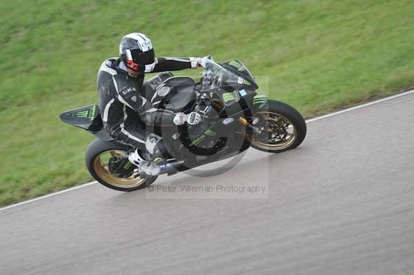 Motorcycle action photographs;Rockingham;Rockingham photographs;event digital images;eventdigitalimages;no limits trackday;peter wileman photography;rockingham corby northamptonshire;trackday;trackday digital images;trackday photos