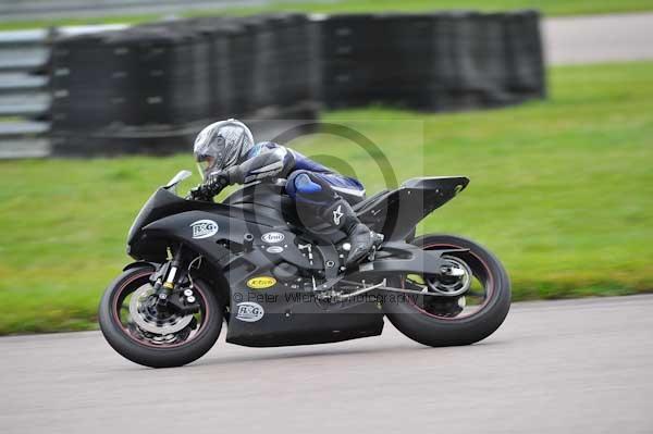 Motorcycle action photographs;Rockingham;Rockingham photographs;event digital images;eventdigitalimages;no limits trackday;peter wileman photography;rockingham corby northamptonshire;trackday;trackday digital images;trackday photos