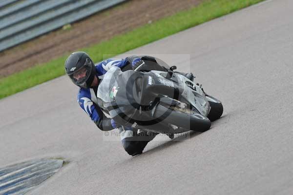 Motorcycle action photographs;Rockingham;Rockingham photographs;event digital images;eventdigitalimages;no limits trackday;peter wileman photography;rockingham corby northamptonshire;trackday;trackday digital images;trackday photos