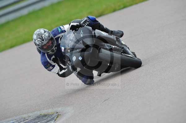 Motorcycle action photographs;Rockingham;Rockingham photographs;event digital images;eventdigitalimages;no limits trackday;peter wileman photography;rockingham corby northamptonshire;trackday;trackday digital images;trackday photos