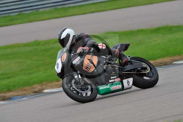 Motorcycle action photographs;Rockingham;Rockingham photographs;event digital images;eventdigitalimages;no limits trackday;peter wileman photography;rockingham corby northamptonshire;trackday;trackday digital images;trackday photos