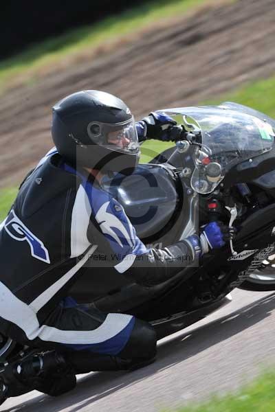 Motorcycle action photographs;Rockingham;Rockingham photographs;event digital images;eventdigitalimages;no limits trackday;peter wileman photography;rockingham corby northamptonshire;trackday;trackday digital images;trackday photos