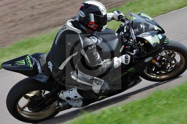 Motorcycle action photographs;Rockingham;Rockingham photographs;event digital images;eventdigitalimages;no limits trackday;peter wileman photography;rockingham corby northamptonshire;trackday;trackday digital images;trackday photos